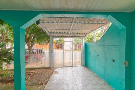 Garagem de casa à venda com 3 quartos, 250m² em Guajuviras, Canoas