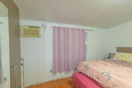 Casa à venda com 250m², 3 quartos e 4 vagas Casa à venda com 250m², 3 quartos e 4 vagasQuarto 2 - Suíte