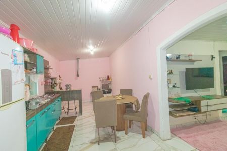 Casa à venda com 250m², 3 quartos e 4 vagas Casa à venda com 250m², 3 quartos e 4 vagasSala/Cozinha