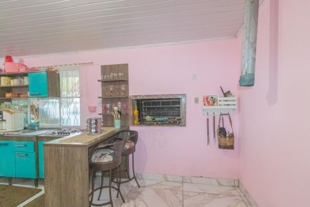 Casa à venda com 250m², 3 quartos e 4 vagas Casa à venda com 250m², 3 quartos e 4 vagasCozinha/Churrasqueira