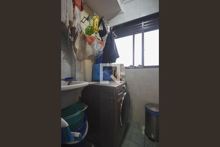 Apartamento à venda com 70m², 3 quartos e 1 vagaÁrea de Serviço