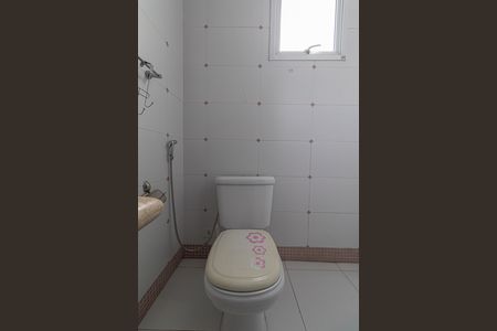 Casa para alugar com 250m², 4 quartos e 4 vagas Casa para alugar com 250m², 4 quartos e 4 vagasBanheiro