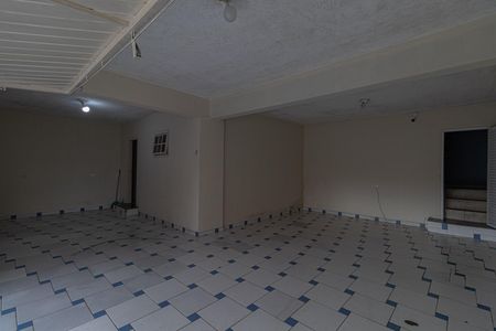 Casa para alugar com 250m², 4 quartos e 4 vagas Casa para alugar com 250m², 4 quartos e 4 vagasGaragem