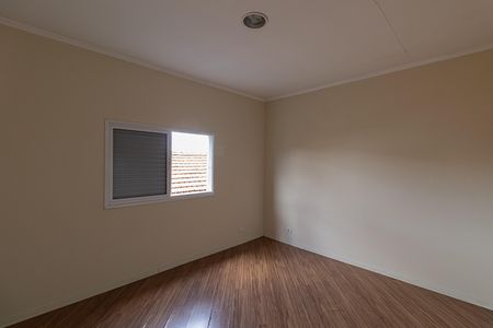 Casa para alugar com 250m², 4 quartos e 4 vagas Casa para alugar com 250m², 4 quartos e 4 vagasQuarto 2