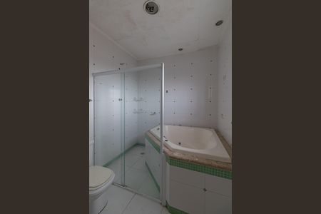 Casa para alugar com 250m², 4 quartos e 4 vagas Casa para alugar com 250m², 4 quartos e 4 vagasBanheiro Suíte 2