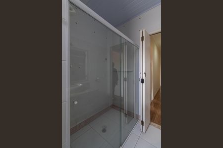 Casa para alugar com 250m², 4 quartos e 4 vagas Casa para alugar com 250m², 4 quartos e 4 vagasBanheiro