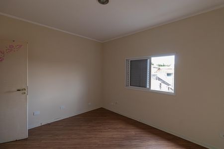 Casa para alugar com 250m², 4 quartos e 4 vagas Casa para alugar com 250m², 4 quartos e 4 vagasQuarto 1