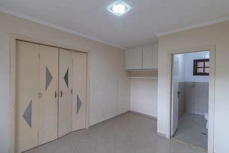 Casa para alugar com 250m², 4 quartos e 4 vagas Casa para alugar com 250m², 4 quartos e 4 vagasSuíte 1