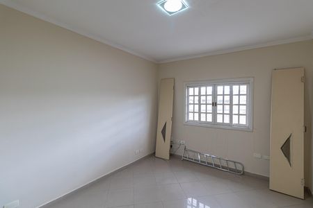 Suíte 1 de casa para alugar com 4 quartos, 250m² em Vila Costa Melo, São Paulo