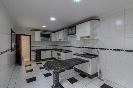 Casa para alugar com 250m², 4 quartos e 4 vagas Casa para alugar com 250m², 4 quartos e 4 vagasCozinha
