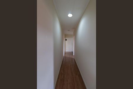 Casa para alugar com 250m², 4 quartos e 4 vagas Casa para alugar com 250m², 4 quartos e 4 vagasCorredor
