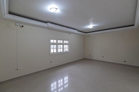 Casa para alugar com 250m², 4 quartos e 4 vagas Casa para alugar com 250m², 4 quartos e 4 vagasSala