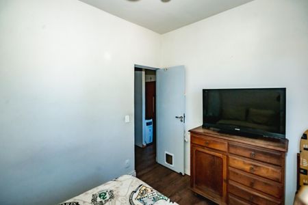Apartamento à venda com 2 quartos, 48m² em Heliópolis, Belo Horizonte