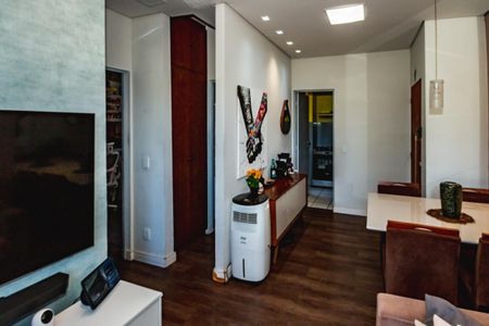 Apartamento à venda com 2 quartos, 48m² em Heliópolis, Belo Horizonte