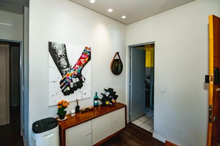 Apartamento à venda com 2 quartos, 48m² em Heliópolis, Belo Horizonte