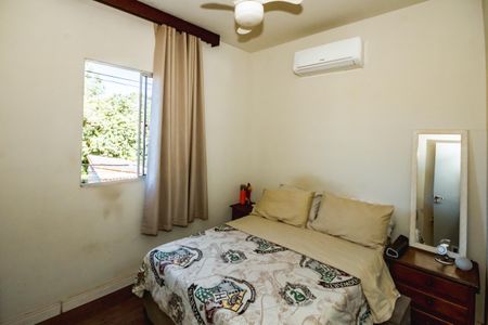 Apartamento à venda com 2 quartos, 48m² em Heliópolis, Belo Horizonte