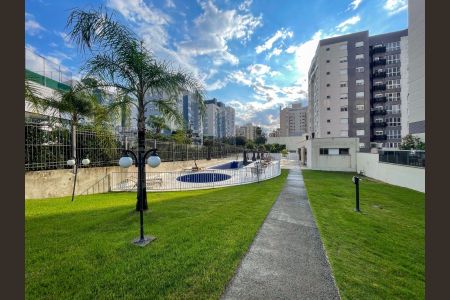 Apartamento para alugar com 70m², 2 quartos e 1 vaga