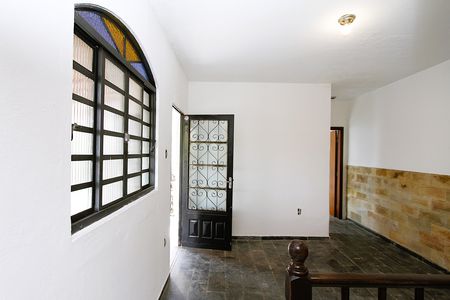 Sala de casa para alugar com 3 quartos, 120m² em Dom Bosco, Belo Horizonte