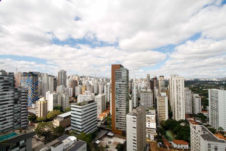 Apartamento à venda com 187m², 3 quartos e 3 vagas Apartamento à venda com 187m², 3 quartos e 3 vagasVista da Varanda Gourmet