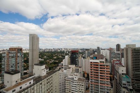 Apartamento à venda com 187m², 3 quartos e 3 vagas Apartamento à venda com 187m², 3 quartos e 3 vagasVista da Suíte 3