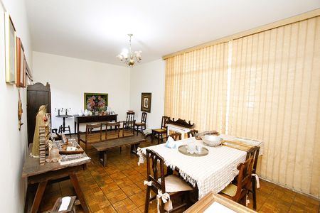 Sala de casa para alugar com 4 quartos, 244m² em Gutierrez, Belo Horizonte