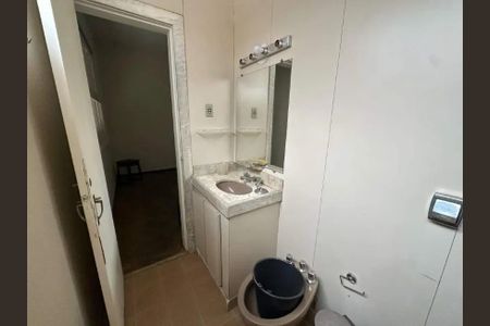 Casa para alugar com 244m², 4 quartos e 4 vagas