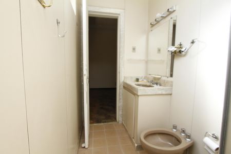 Banheiro da Suíte  de casa para alugar com 4 quartos, 244m² em Gutierrez, Belo Horizonte