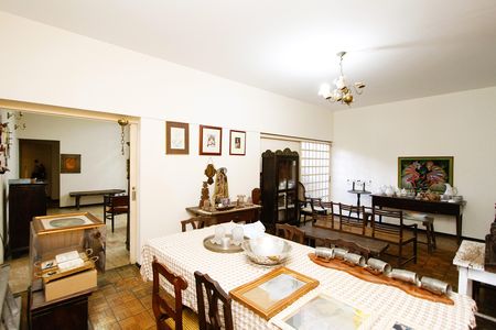Sala de casa para alugar com 4 quartos, 244m² em Gutierrez, Belo Horizonte