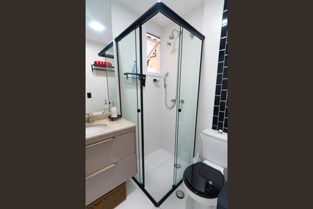 Apartamento à venda com 56m², 2 quartos e 1 vaga Apartamento à venda com 56m², 2 quartos e 1 vagaBanheiro Social