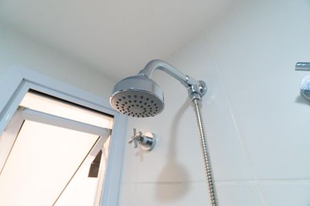 Apartamento à venda com 56m², 2 quartos e 1 vaga Apartamento à venda com 56m², 2 quartos e 1 vagaBanheiro Social