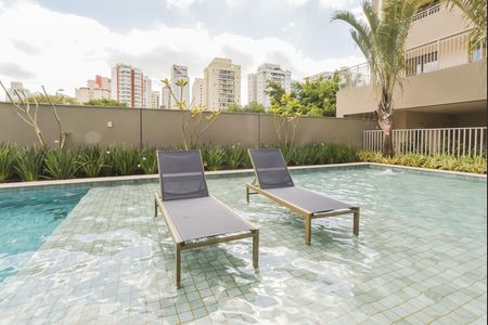 Apartamento à venda com 65m², 2 quartos e 1 vaga Apartamento à venda com 65m², 2 quartos e 1 vagaÁrea comum - Piscina