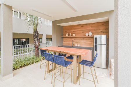 Apartamento à venda com 65m², 2 quartos e 1 vaga Apartamento à venda com 65m², 2 quartos e 1 vagaÁrea comum - Piscina