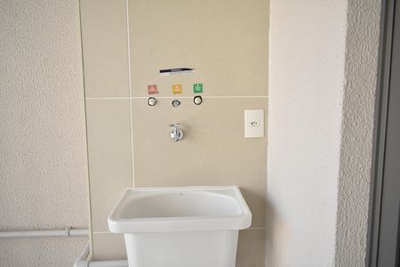 Apartamento à venda com 65m², 2 quartos e 1 vagaSacada