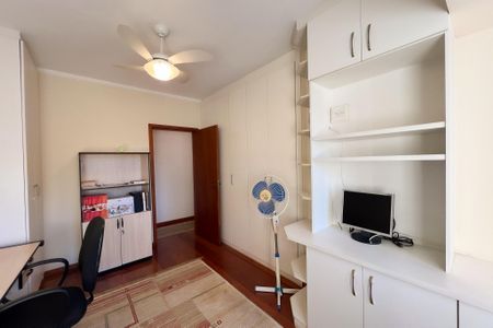 Apartamento à venda com 153m², 3 quartos e 2 vagasQuarto 2