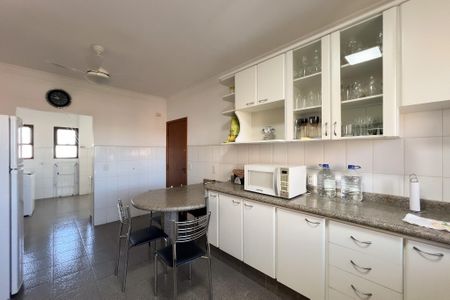 Apartamento à venda com 153m², 3 quartos e 2 vagasCozinha