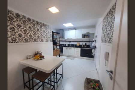 Apartamento à venda com 170m², 4 quartos e 2 vagas