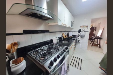 Apartamento à venda com 170m², 4 quartos e 2 vagas