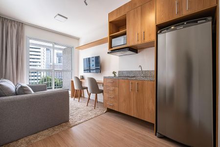 Sala/Cozinha de apartamento para alugar com 1 quarto, 31m² em Pinheiros, São Paulo