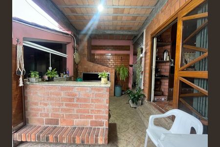 Casa à venda com 390m², 5 quartos e 2 vagas