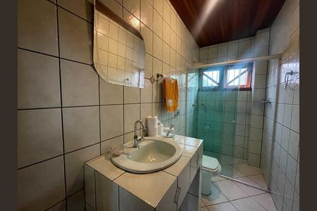 Casa à venda com 390m², 5 quartos e 2 vagas