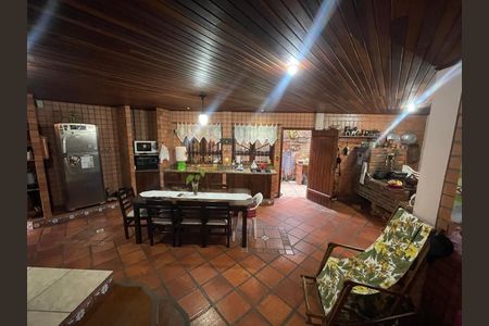 Casa à venda com 5 quartos, 390m² em Pinheiro, São Leopoldo