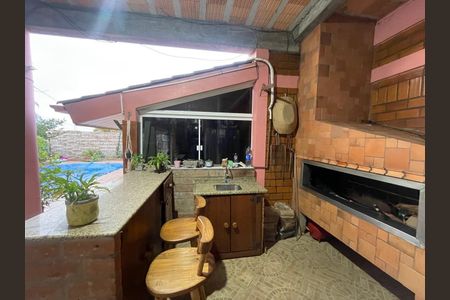 Casa à venda com 390m², 5 quartos e 2 vagas