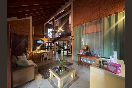 Casa à venda com 5 quartos, 390m² em Pinheiro, São Leopoldo