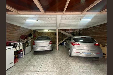 Casa à venda com 390m², 5 quartos e 2 vagas