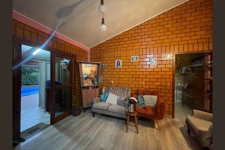 Casa à venda com 5 quartos, 390m² em Pinheiro, São Leopoldo