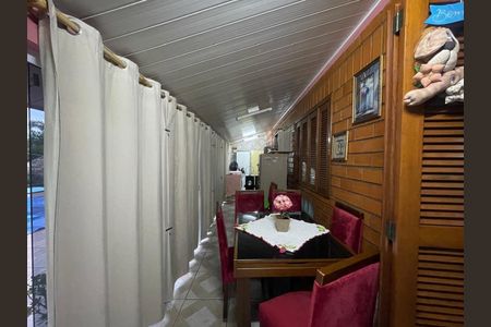 Casa à venda com 390m², 5 quartos e 2 vagas