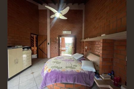 Casa à venda com 390m², 5 quartos e 2 vagas
