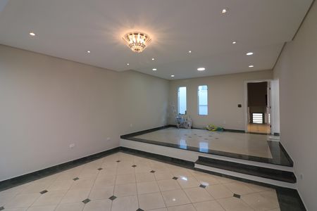 Casa à venda com 272m², 3 quartos e 4 vagasSala 