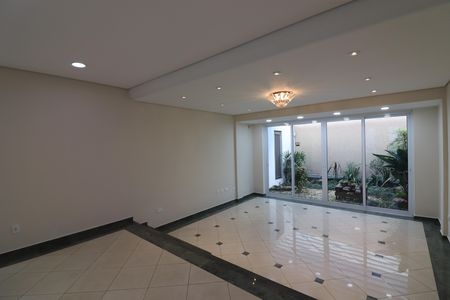Sala  de casa à venda com 3 quartos, 272m² em Nova Petrópolis, São Bernardo do Campo