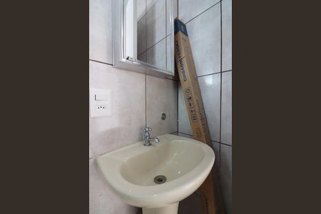 Casa à venda com 272m², 3 quartos e 4 vagasBanheiro de Serviço 2